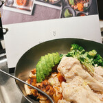 MOLNODA - №63 鶏もも&とり胸、ブロッコリー＋アボカドトッピング