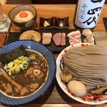 中華蕎麦 沙羅善 - 濃厚豚骨魚介つけめん（特） + 半熟味玉 -極- + 特選チャーシュー 5種盛（豚バラロール煮 + 豚もも肉吊るし焼 + 鴨の燻製焼 + 低温豚ロース + 鶏のもも肉塩焼） + トリュフ香る卵かけごはん + 金華豚シウマイ × 2 + 十四代 中取り純米 無濾過 生詰