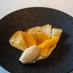 レストラン オオツ - 2020.12 クレープシュゼット（焼き立てクレープ、オレンジのソース、焙じ茶のアイスクリーム）