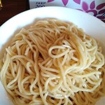 麺家 彩華 - この麺の魅力は凄い。
