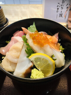 天ぷら 海馬 - 美しい海鮮丼
