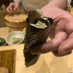 鮨 功 - 〆鯖手巻き