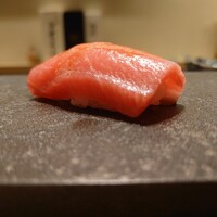 鮨 なんば 日比谷 - 中トロ