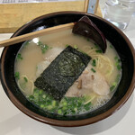 博多どんたく - ラーメン720円