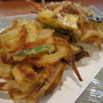 酒肴遊善 じねん - 野菜かき揚げ