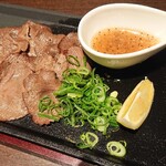 肉寿司 弁慶 - 