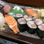 鮮魚屋 まっちゃん - お寿司