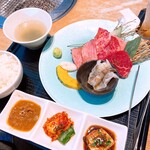 Yakiniku Toraji Shinjuku Takashimaya Taimuzusukueaten - 特選食べ初め御膳　4,800円 