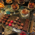 ガストロノミー ジョエル・ロブション - さまざまなお菓子