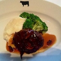 37 Steakhouse & Bar - ハンバーグ