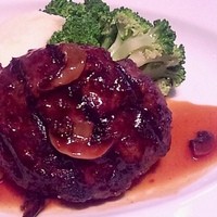 37 Steakhouse & Bar - ハンバーグ