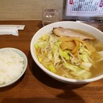 らーめん 北斗 - 野菜塩ラーメン 小ライスに餃子