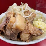 ラーメン二郎 - 【再訪】ぶたラーメン(ニンニク,アブラ)