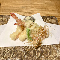 九つ井 本店 - 天ぷらそば（車海老）税込2500円の天ぷら　