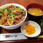 銀呈 - 豚丼薄切り