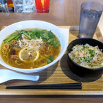 平塚漁港の工房 - 