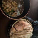とり鉄 - 料理写真:特製濃厚豚骨魚介つけ麺