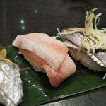 立食い寿司 根室花まる - ニシン、寒ブリ、真イワシ