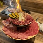 Honki Yakiniku Niku To Meshi Nikuzushi - お店その他写真