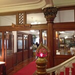 日光金谷ホテル - ホテル入り口