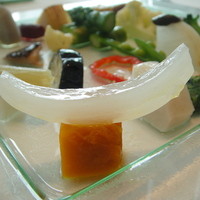 銀座 シェ・トモ - 無農薬野菜　28～30種の盛り合せ