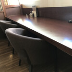 ユトリ珈琲店 - 深々としたソファ席