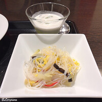 中国料理 豪華 - ｺｺﾅｯﾂﾐﾙｸで味わう亀苓膏と中華春雨