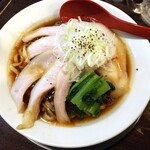 金町製麺 - イベリコ豚豚トロの豚清湯そば