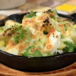 トリワイン ＰＩＫＯＳＨＨＨＵ - ロマネスコのチーズ焼き