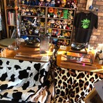 ロックなカレー屋 YASSカレー - ロックなおコタ。ふぅ。あぶなくROCKしちゃうとこだったぜい