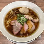 麺処 ほん田 - 「醤油」1100円＋味玉