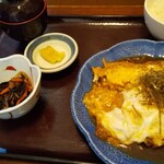 旬魚和彩 万咲 - 海老フライの卵とじセット@680円！このボリュームで！