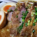 塩そば専門店 桑ばら - 手揉み麺味噌豚肩ロースパーコー麺