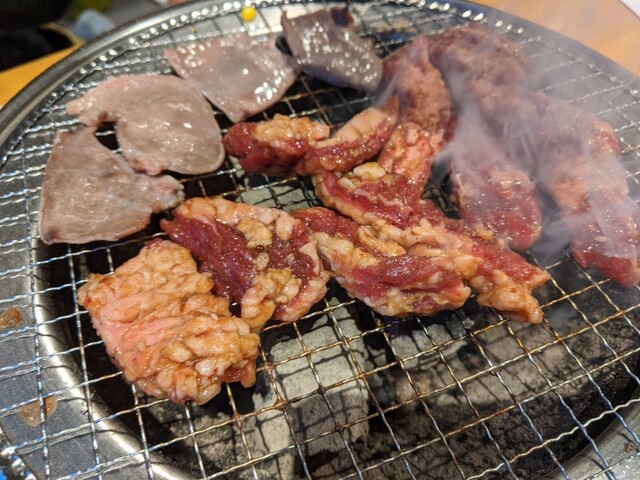 ハチハチ 次郎丸店 次郎丸 焼肉 ネット予約可 食べログ ハチハチ 次郎丸店 次郎丸 焼肉 ネット予約可 食べログ