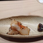 匠 進吾 - 焼きつぶ貝、身には七味、濃厚な肝