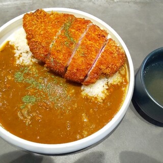 エビスカレーワークス_0