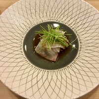 鮨 大門 - こちらのお皿も見惚れてしまう美しさ