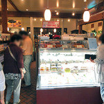 ブランジェ浅野屋 - サンドイッチ・洋風総菜類のショーケース