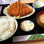 Tonkatsutompei - カツ定食￥1000