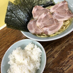 家系ラーメン まこと家 - 