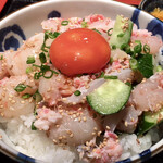 めしの助 - 甲殻丼(大)