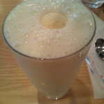 フルーツパーラーゴトー - フルーツジュースにバニラアイストッピング　これはミルク入りジュースですると超絶美味し!