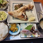 お魚ダイニング hiro 南口店 - 沼津/魚介料理・海鮮料理 食べログ