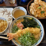 Marugame Seimen - 海老天蟹とじ