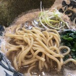 八の坊 - ブラック太麺