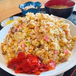 鹿ノ浦矢作食堂 - チャーハン大盛　税込700円