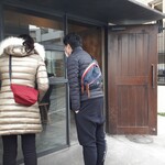 パン・デ・フィロゾフ - 朝から行列