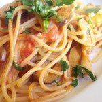 ディーバ - 茄子とモツァレラのトマトスパ