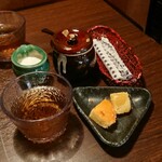 Hakuei dou - サービスのお茶とお菓子