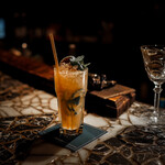 バー ナユタ - モスコミュール